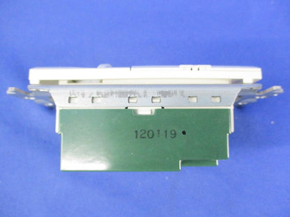 熱戦センサ付自動スイッチ(ホワイト)(潰れ・キズ・汚れ・破れ有) WTK1551