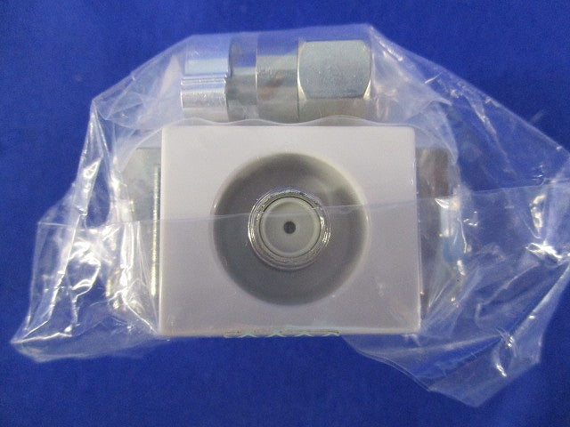 埋込高シールドテレビコンセント(電流通過形)(セラミックホワイト)(新品未開封) WCS4811CW