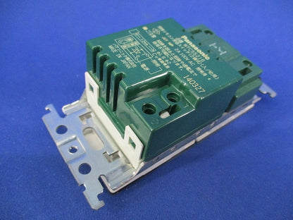 照明リモコン受信スイッチ2線式(入/切用)(ホワイト) WTC55216