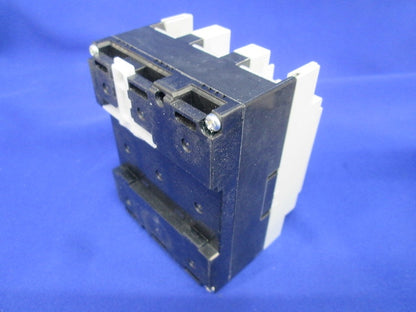 漏電ブレーカー3P3E100A(キズ・潰れ・汚れ・破れ有り) NV100-KC