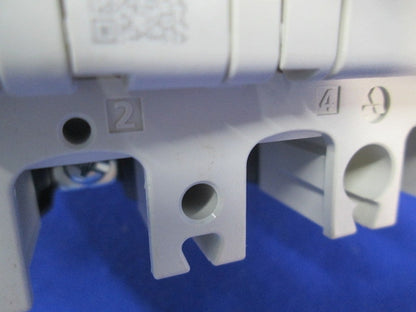 漏電遮断器3P3E20A(キズ・汚れ有) NV63-CV