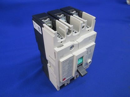漏電遮断器3P3E10A NV63-CV