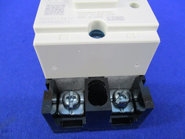 低圧遮断器 2P15A NF30-CS