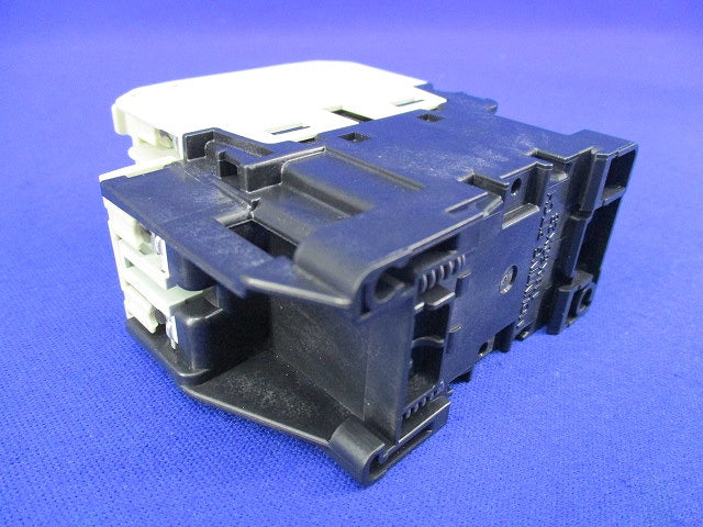 電磁接触器 S-T10