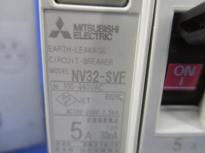 漏電遮断器 3P5A30mA NV32-SVF
