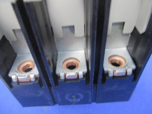 漏電遮断器 3P5A30mA NV32-SVF