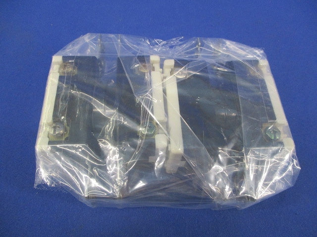 引掛埋込コンセントセット(混在4個入)(汚れ有) WF2520他