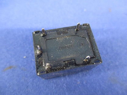 車載用プリント基板リレー 12VDC-210Ω(35個入)(キズ・汚れ有) G8SN-1C4