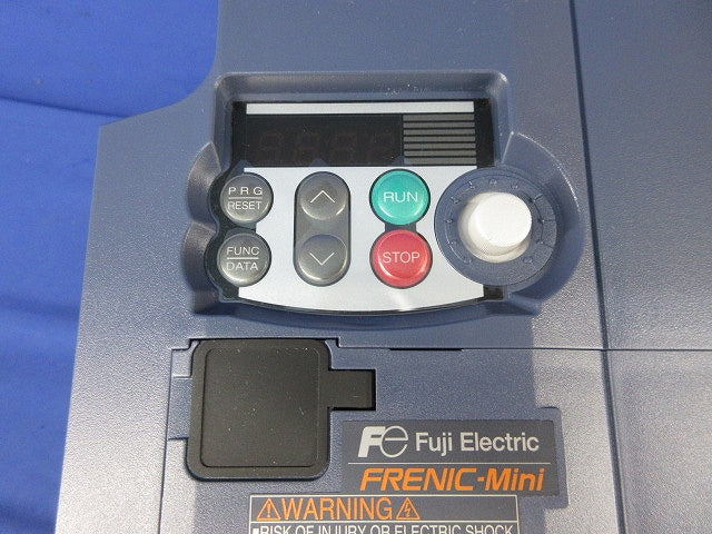 インバータ AC DRIVE FRN0047C2S-2A