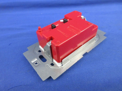 プレトラックコンセント TPCC-BA20SE-W