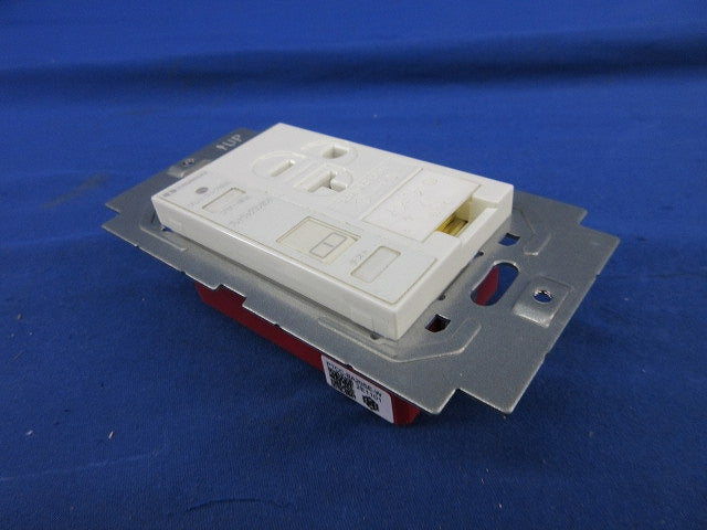 プレトラックコンセント TPCC-BA20SE-W