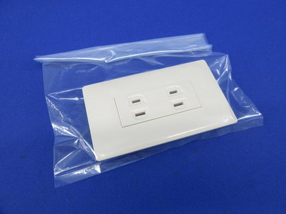 埋込ダブルコンセント(1組入)(マットベージュ) WTL1502F+WTL7003K