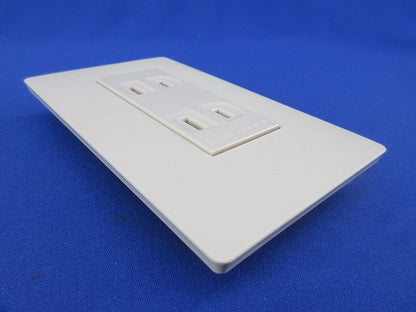埋込ダブルコンセント(1組入)(マットベージュ) WTL1502F+WTL7003K