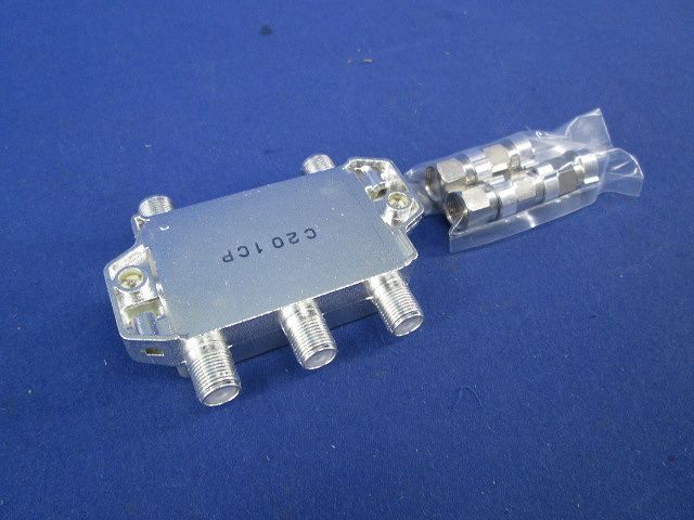 共同受信用4分配器(10~2610MHz帯用・1端子間通電仕様) 4DA1