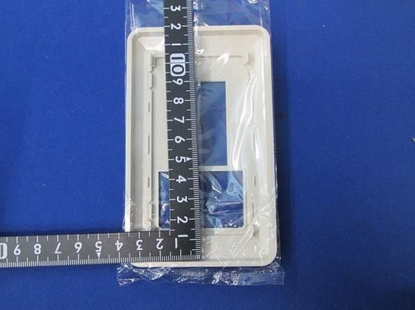 プレート(8個入)Mホワイト 型番不明