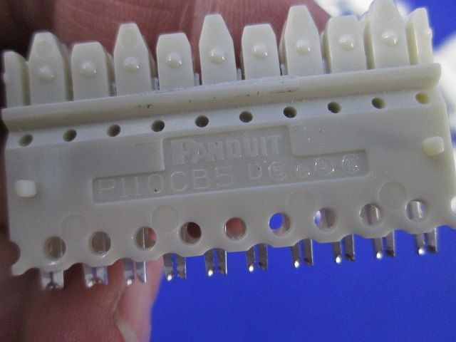 相互接続 5ペアモジュラーワイヤリングブロックコネクタ(27個入) P110CB5D