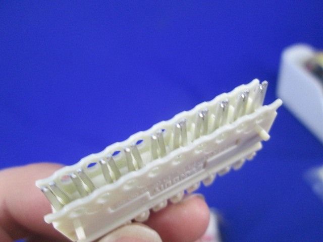 相互接続 5ペアモジュラーワイヤリングブロックコネクタ(27個入) P110CB5D