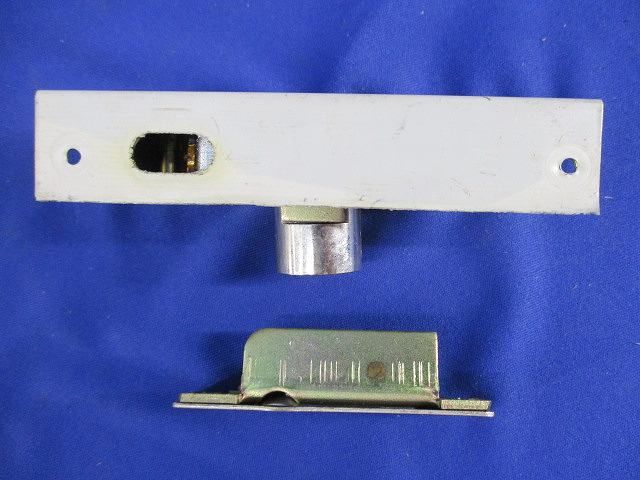 引戸用 プッシュロック(3個入) 33番