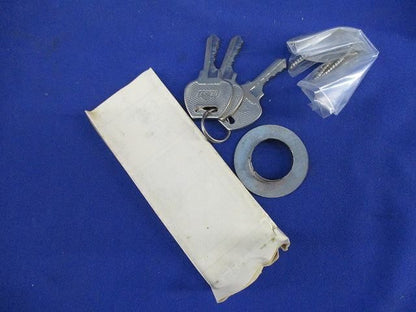 引戸用 プッシュロック(3個入) 33番