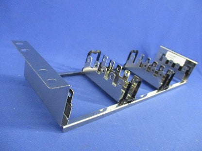19ラック用BMF 15段リセス  フレーム ラック 64502006-00
