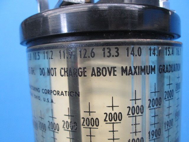 チャージングシリンダー 型番不明