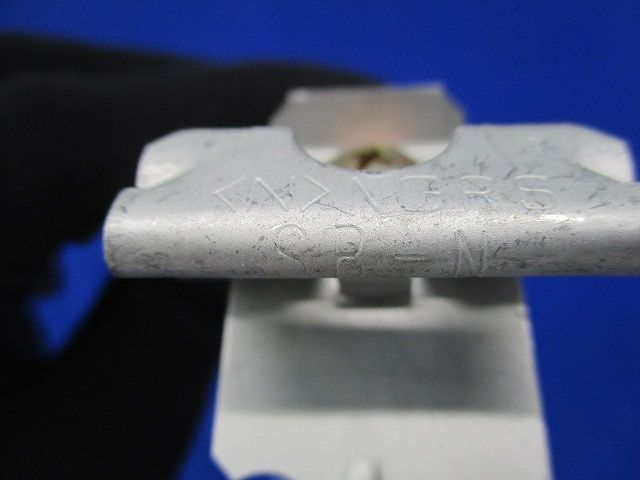 吊ボルト・丸鋼ボックス支持金具(50個入) 69SB