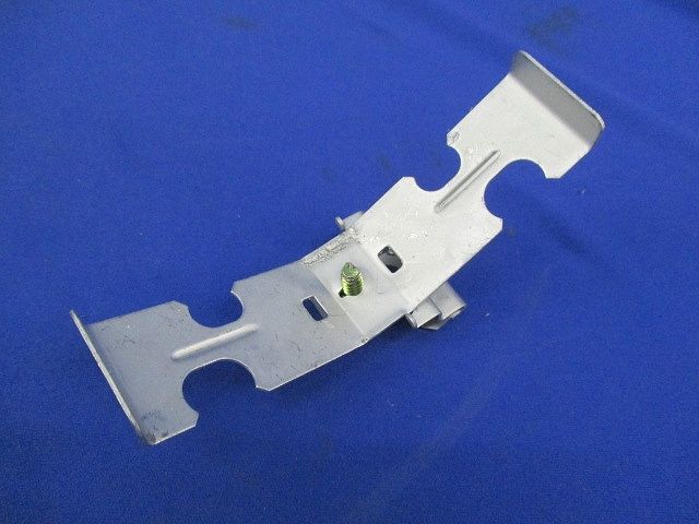 吊ボルト・丸鋼ボックス支持金具(50個入) 69SB