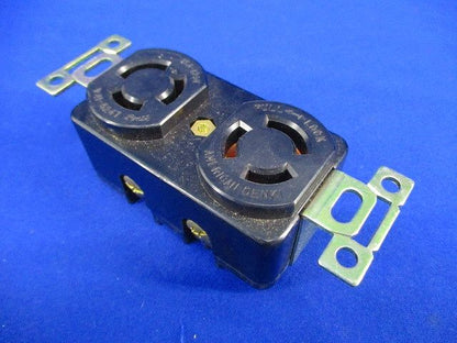 埋込コンセント(3個入) 15A-125V