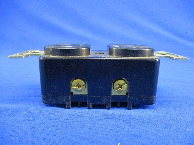 埋込コンセント(3個入) 15A-125V