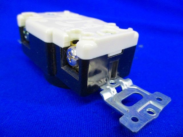 引掛埋込コンセント(6個入)Panasonic WF2315K